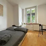 Leaf Room - 20 Minutes To Gdansk Old Town & Seaside